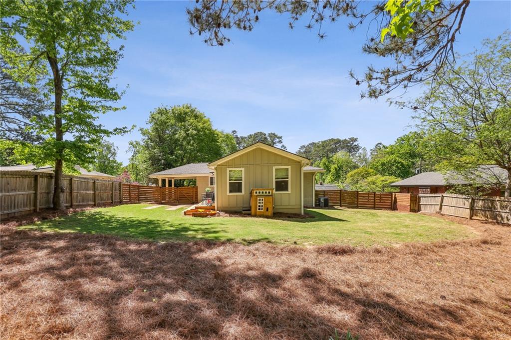 1079 Pinedale Drive SE