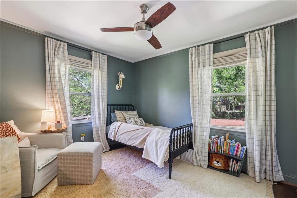 1079 Pinedale Drive SE