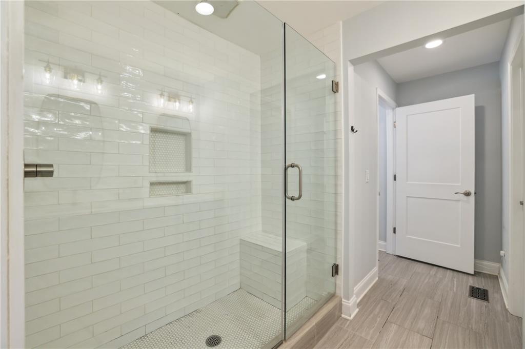 1079 Pinedale Drive SE