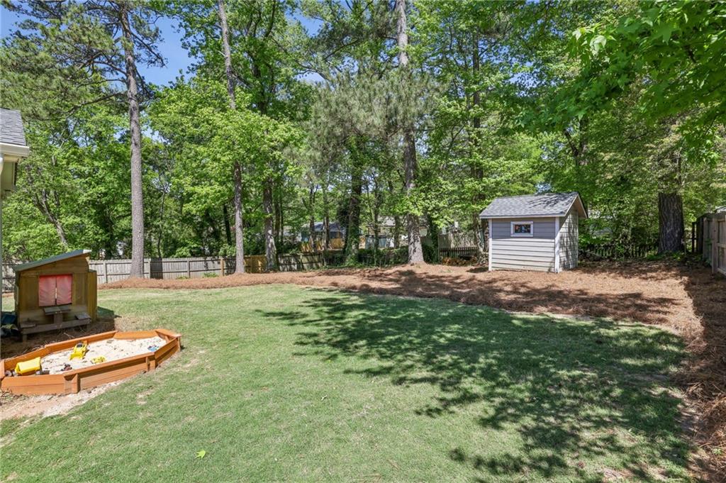 1079 Pinedale Drive SE