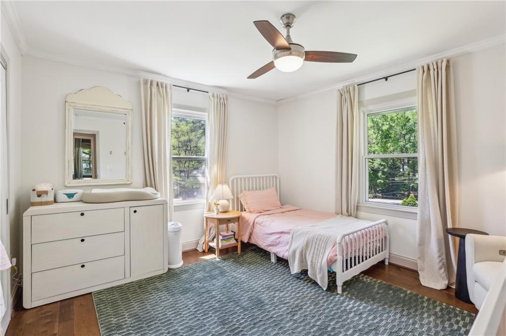 1079 Pinedale Drive SE