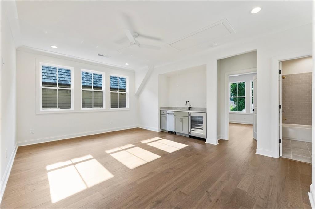 125 Alcovy Terrace