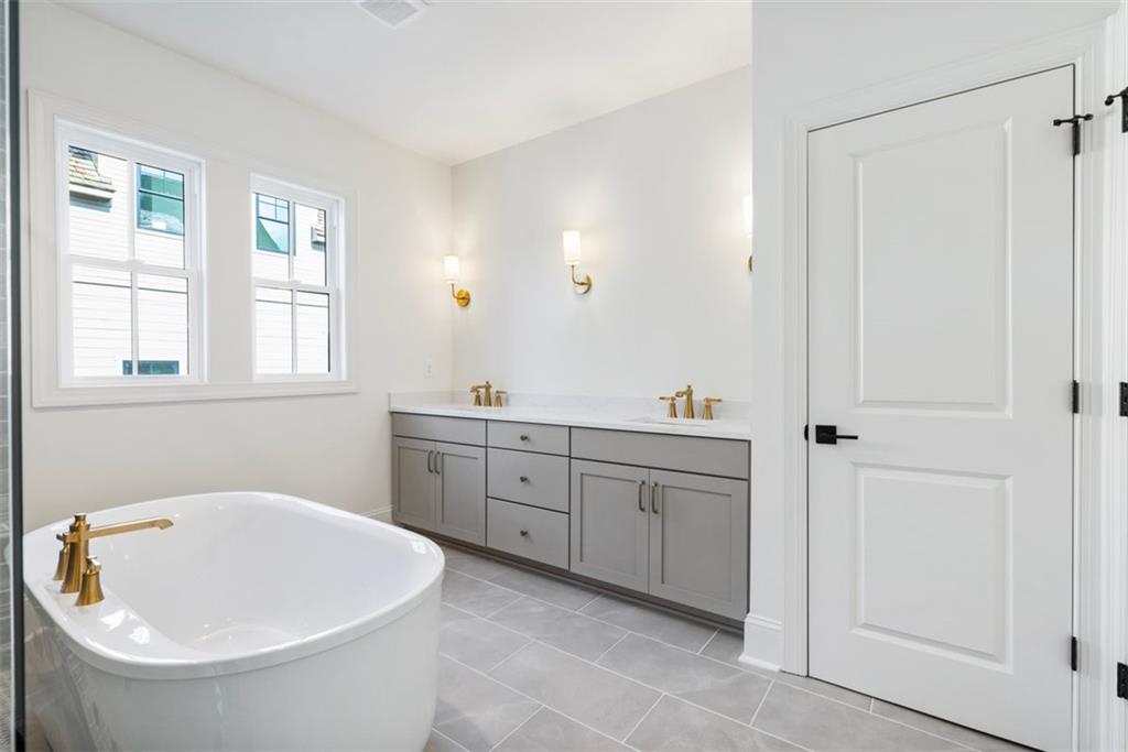 125 Alcovy Terrace