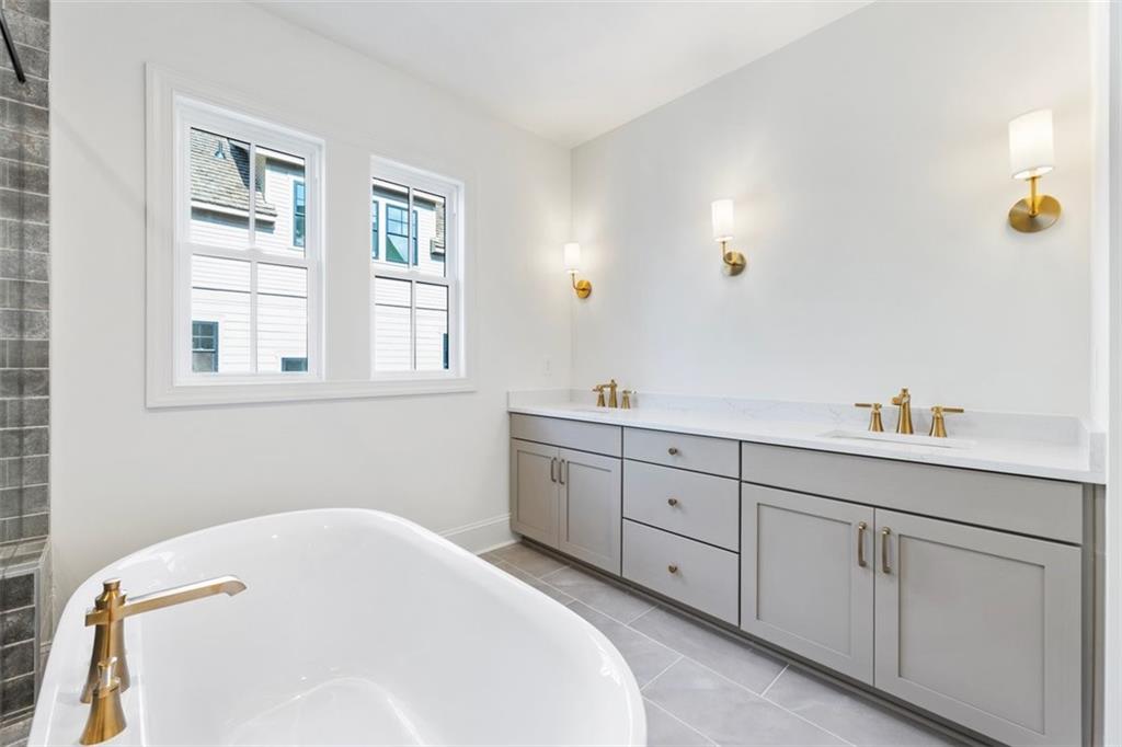 125 Alcovy Terrace