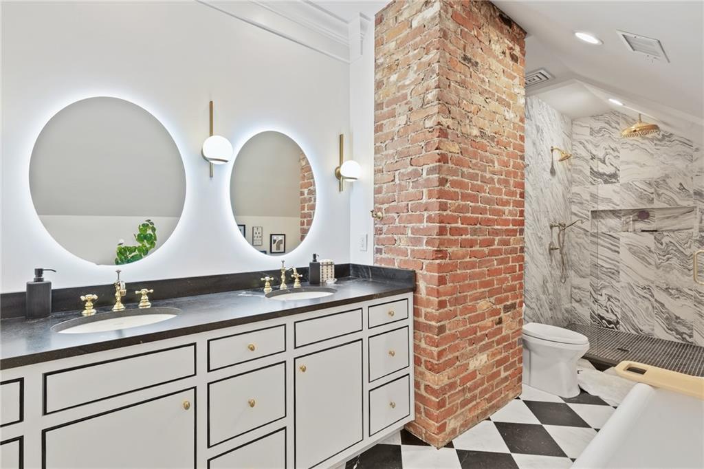 1216 Beech Valley Road NE