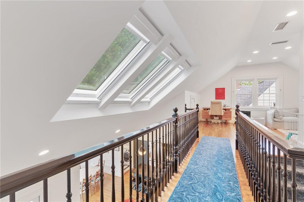 1216 Beech Valley Road NE