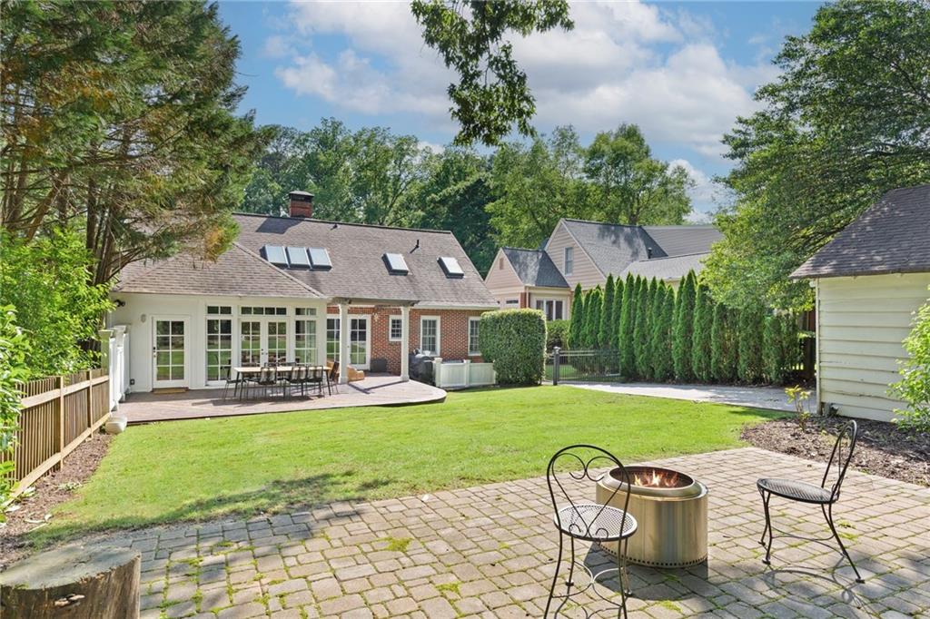 1216 Beech Valley Road NE