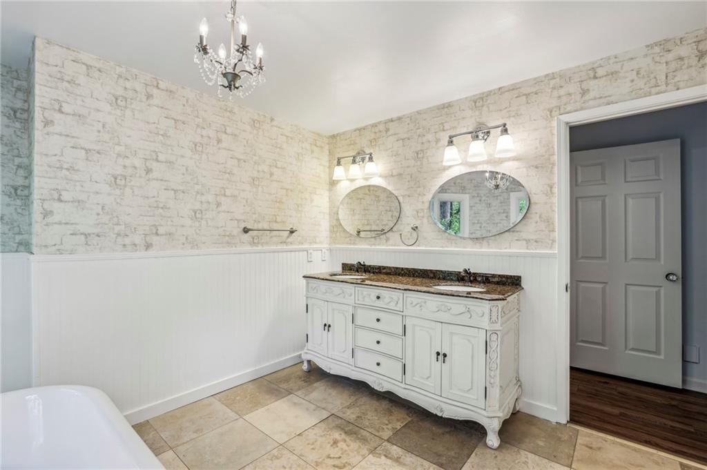 1895 Redbourne Drive