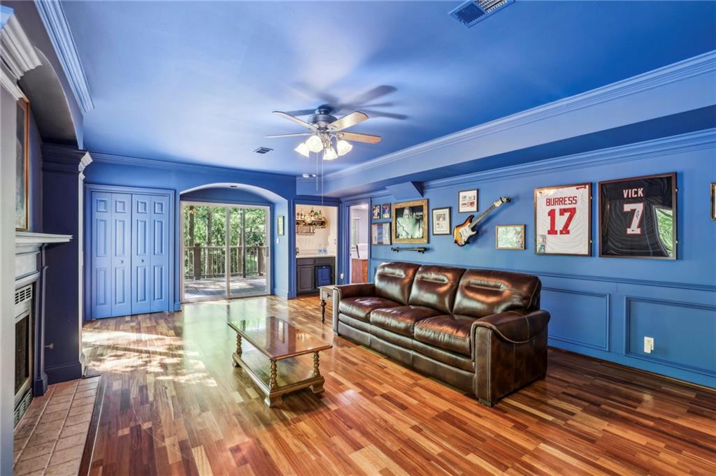 1895 Redbourne Drive