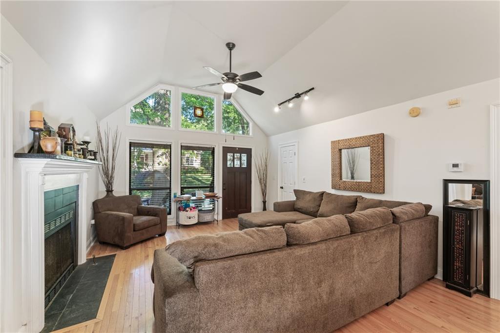 1910 Volberg Street NW