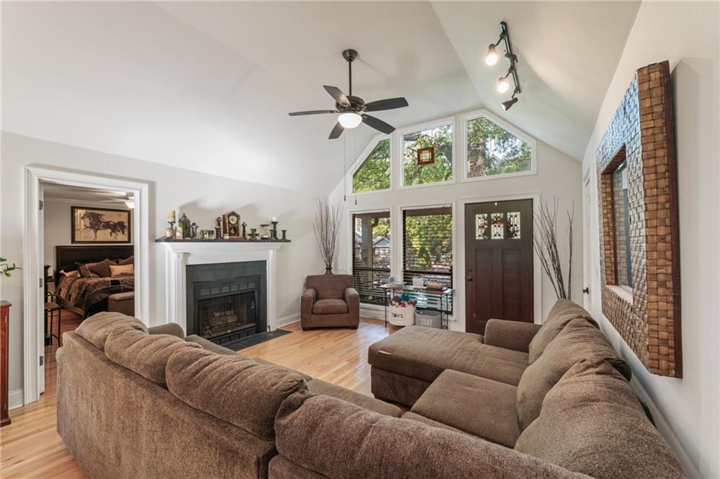 1910 Volberg Street NW