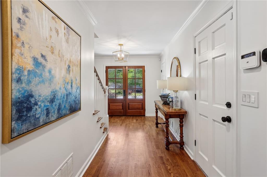 3522 Stratfield Drive NE