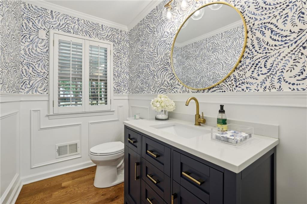 3522 Stratfield Drive NE