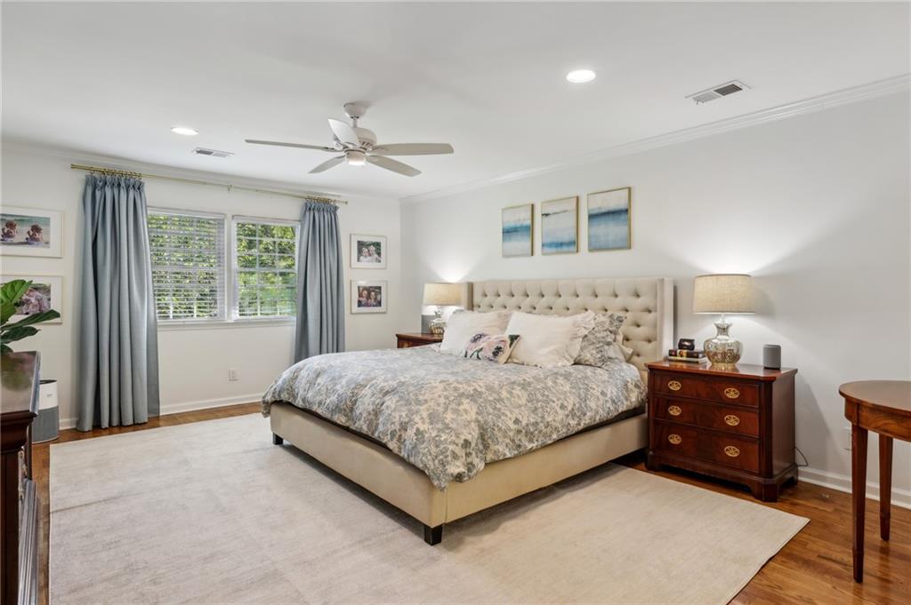 3522 Stratfield Drive NE