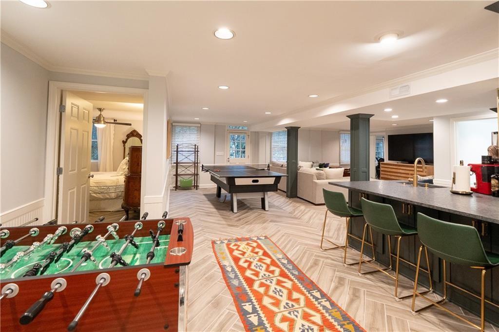 1299 W Wesley Road NW