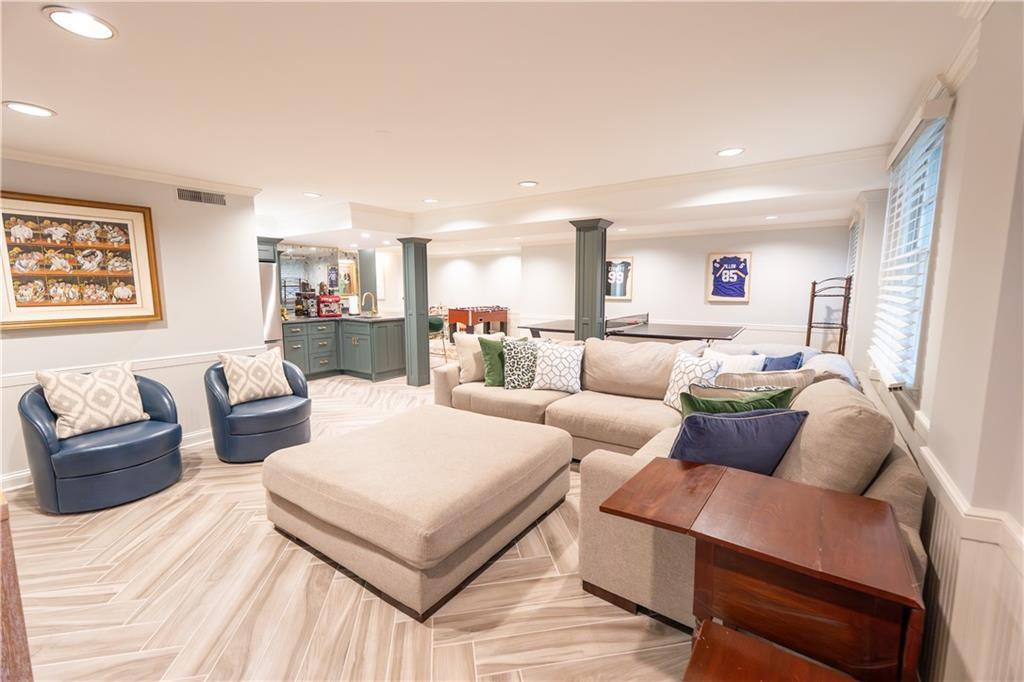 1299 W Wesley Road NW