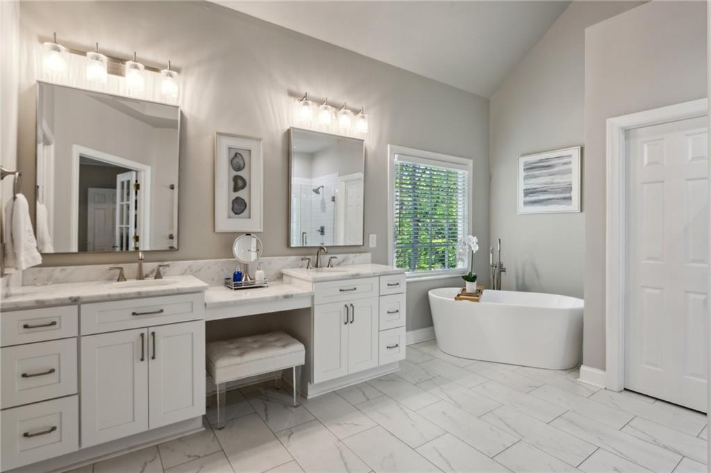 225 Wexford Overlook Drive