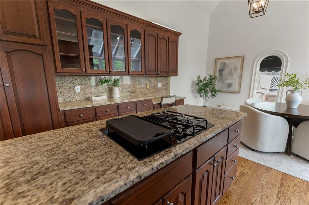 4223 Wieuca Overlook NE