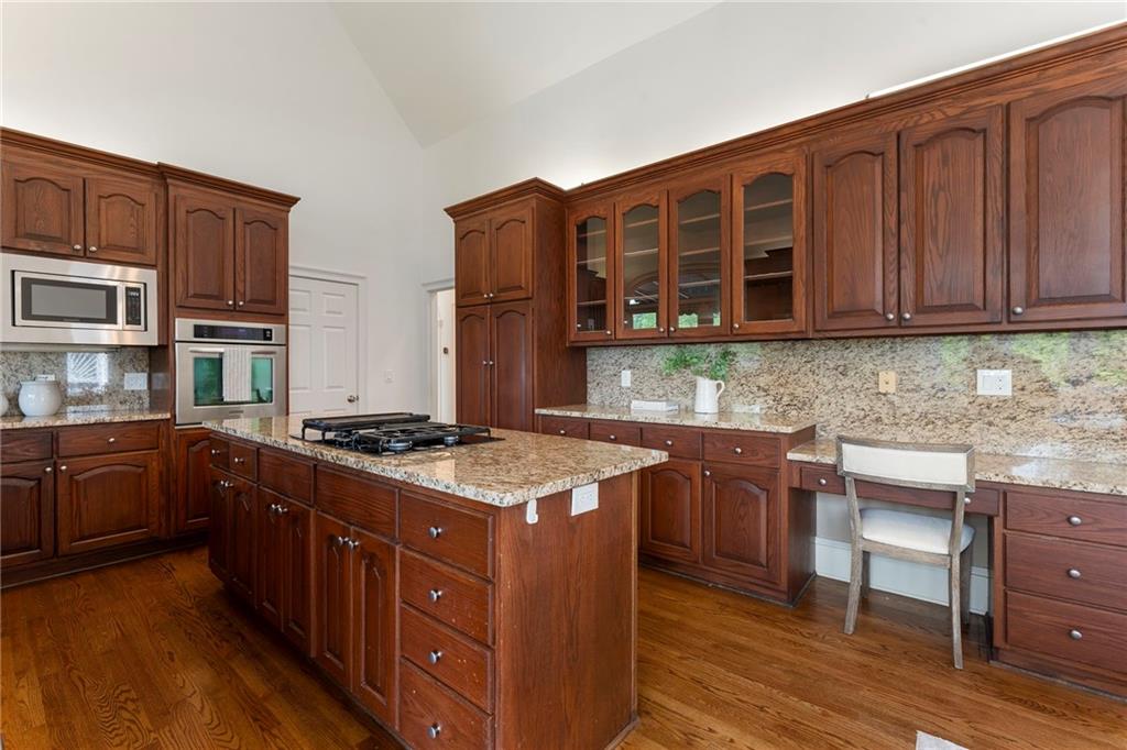 4223 Wieuca Overlook NE