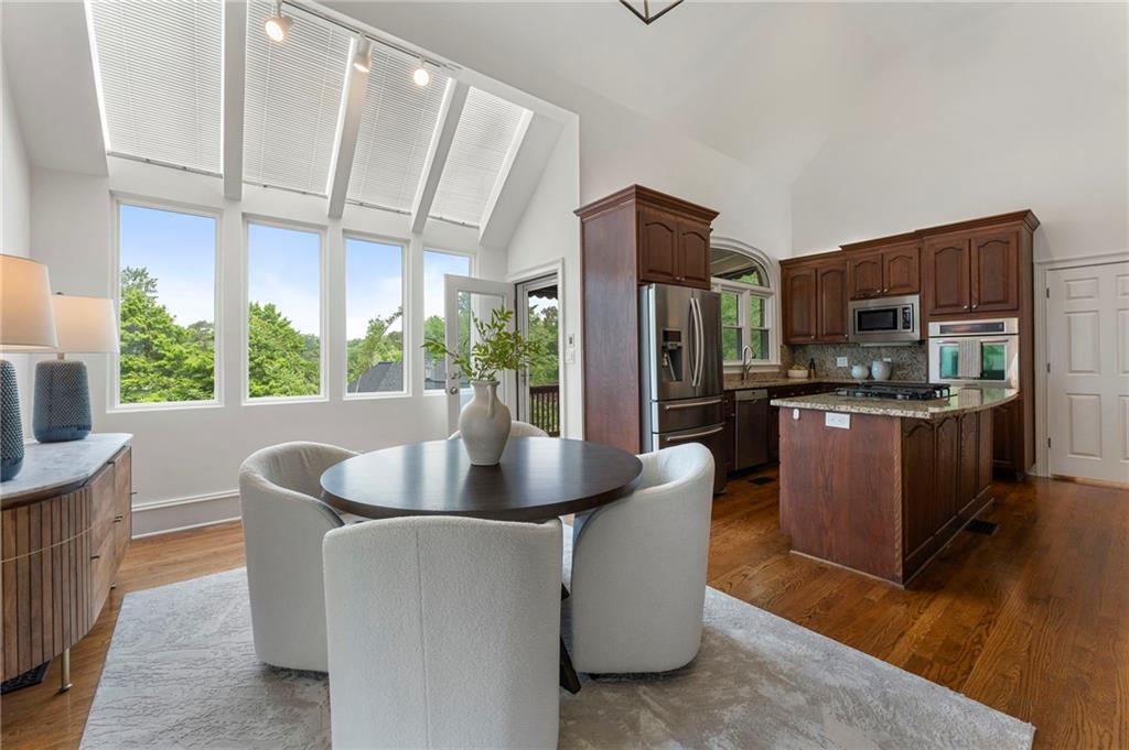 4223 Wieuca Overlook NE