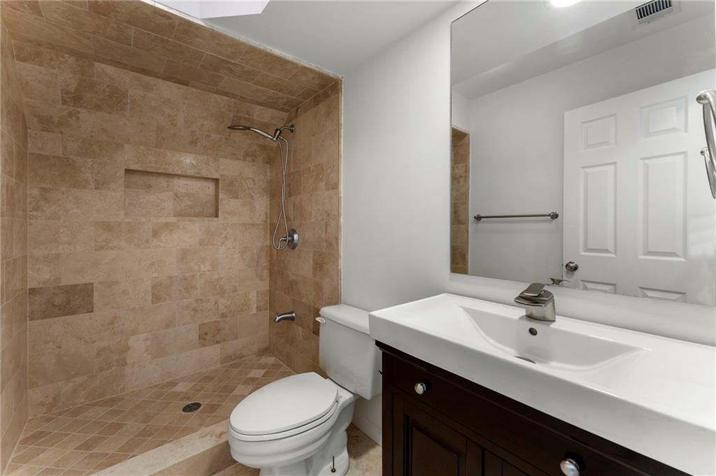 4223 Wieuca Overlook NE