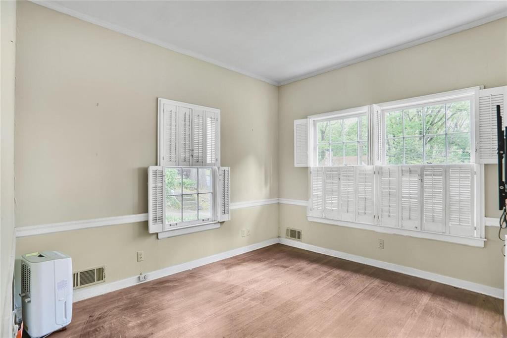 1861 Ardmore Road NW