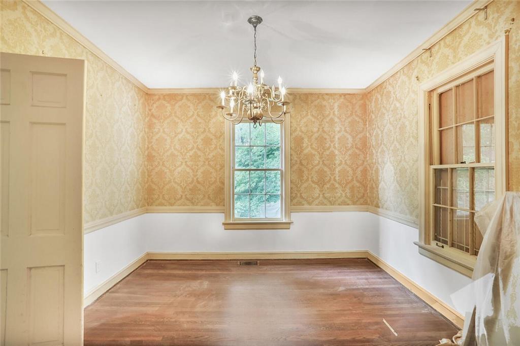 1861 Ardmore Road NW