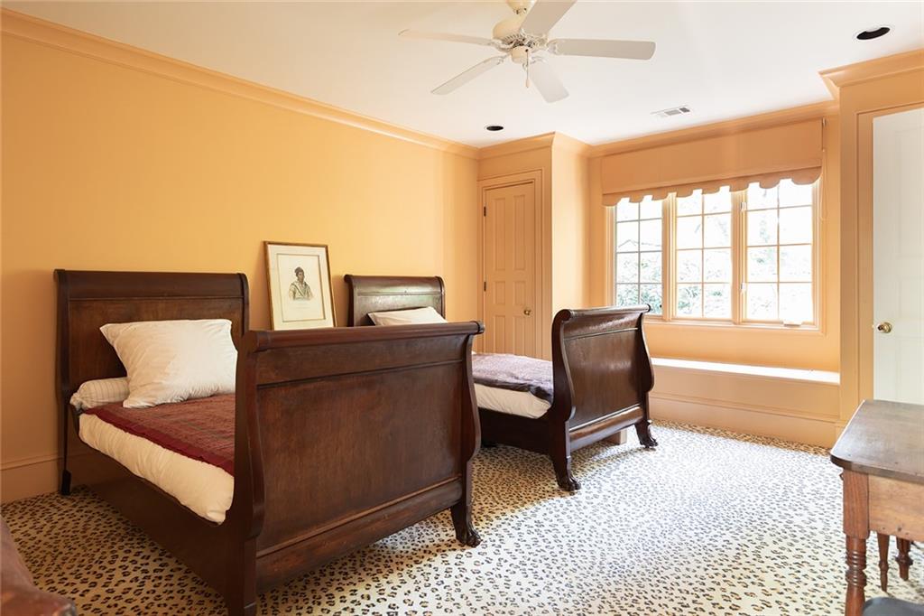 4705 Paran Valley NW