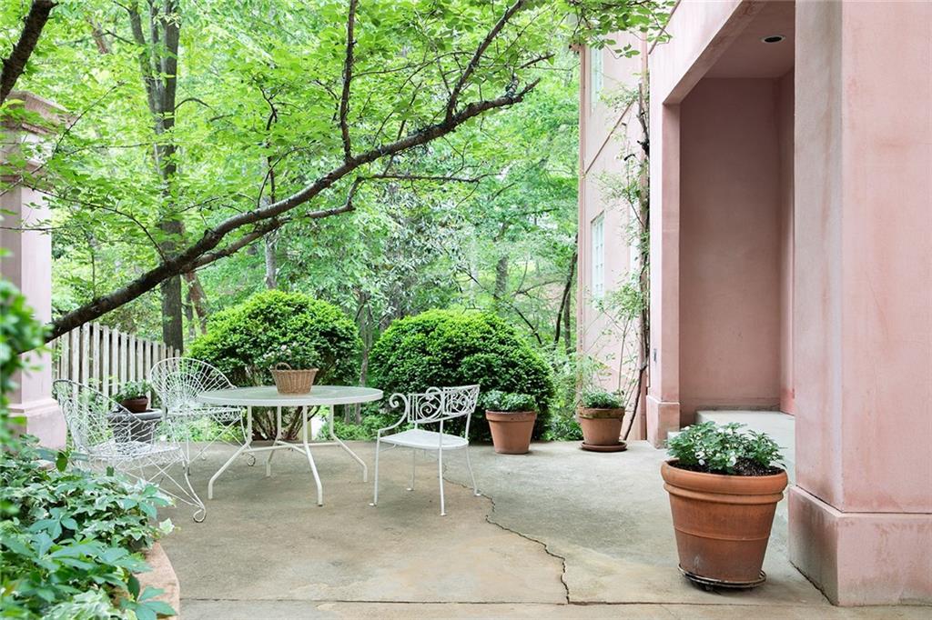 4705 Paran Valley NW