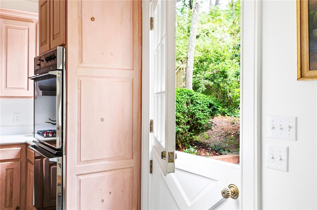 4705 Paran Valley NW