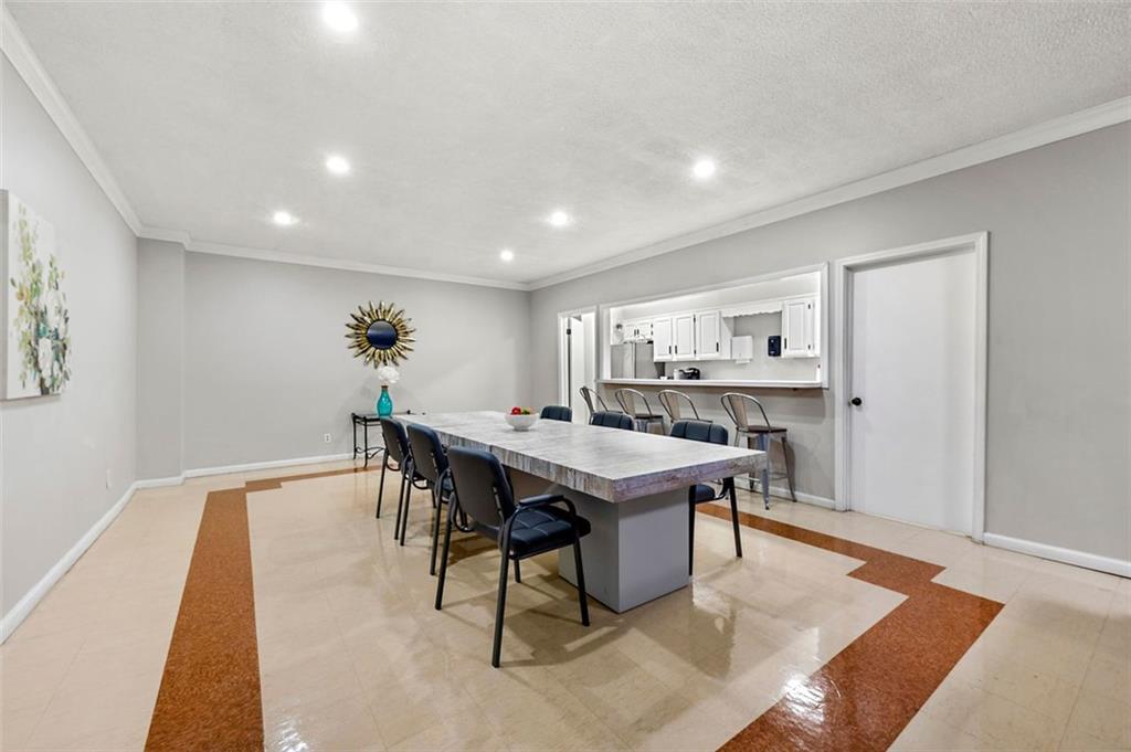 2965 PHARR COURT SOUTH NW Unit 718