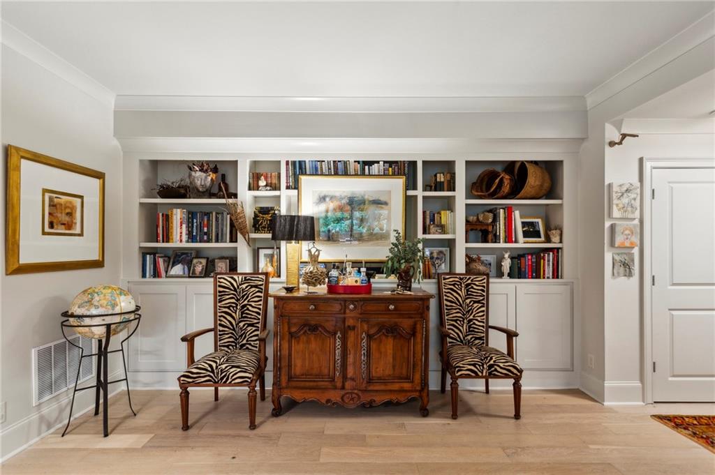 2632 Peachtree Road NW Unit 203B