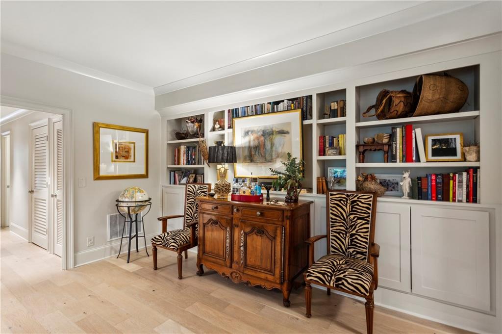 2632 Peachtree Road NW Unit 203B