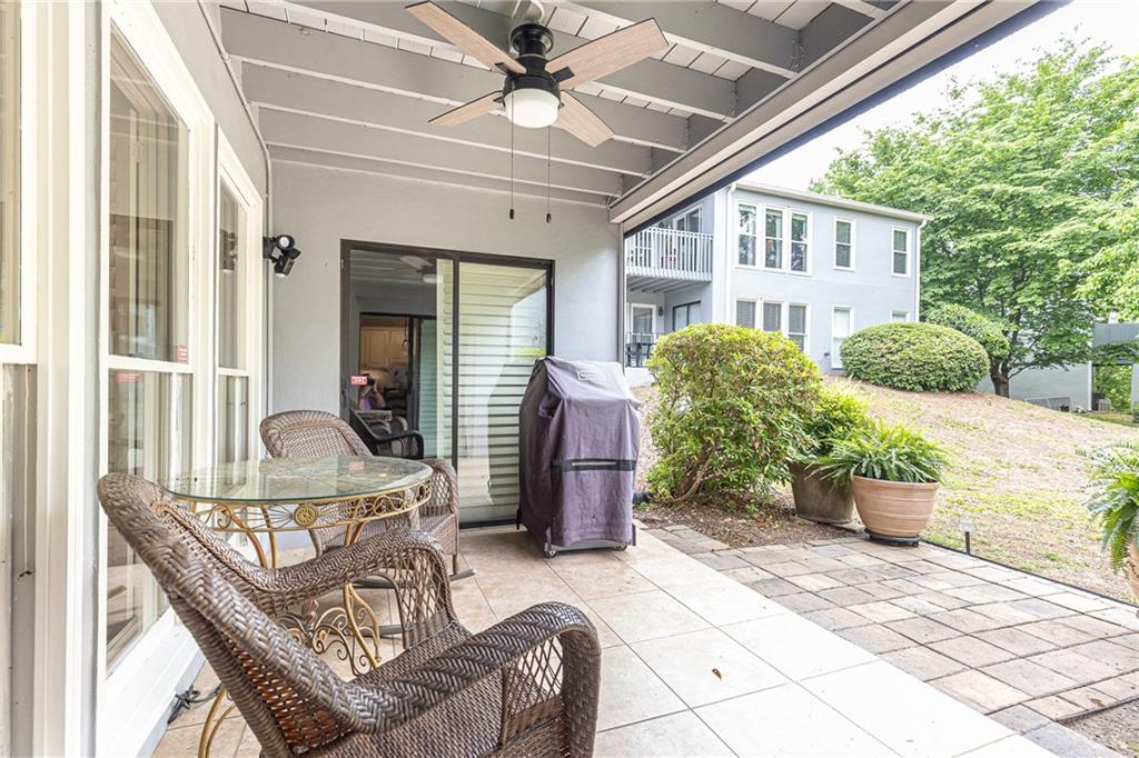 3910 Ashford Lake Court NE