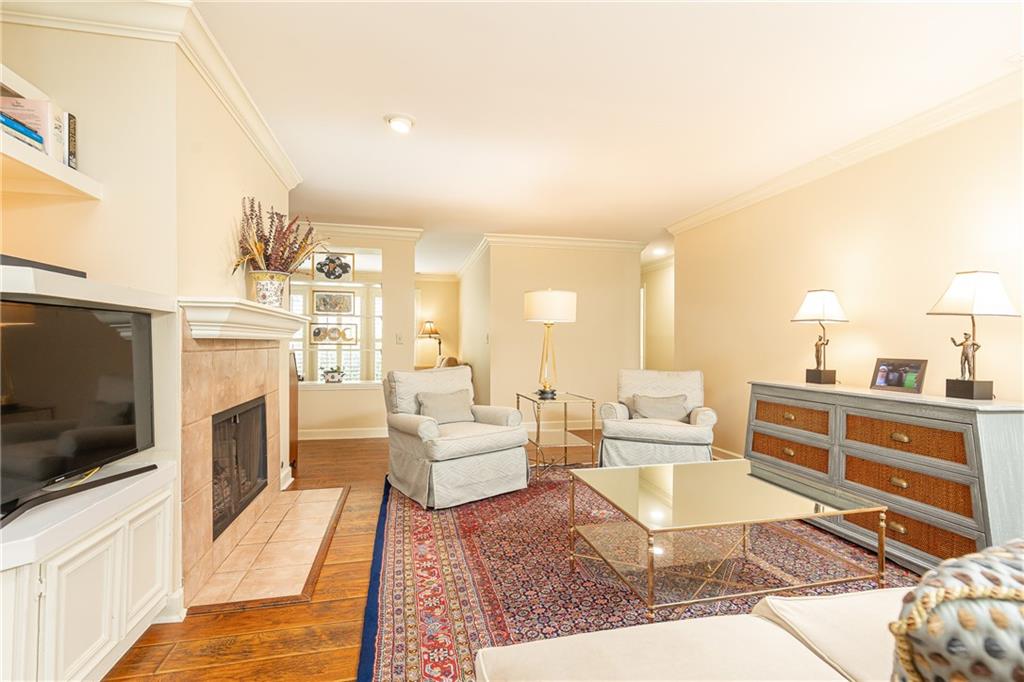 3910 Ashford Lake Court NE