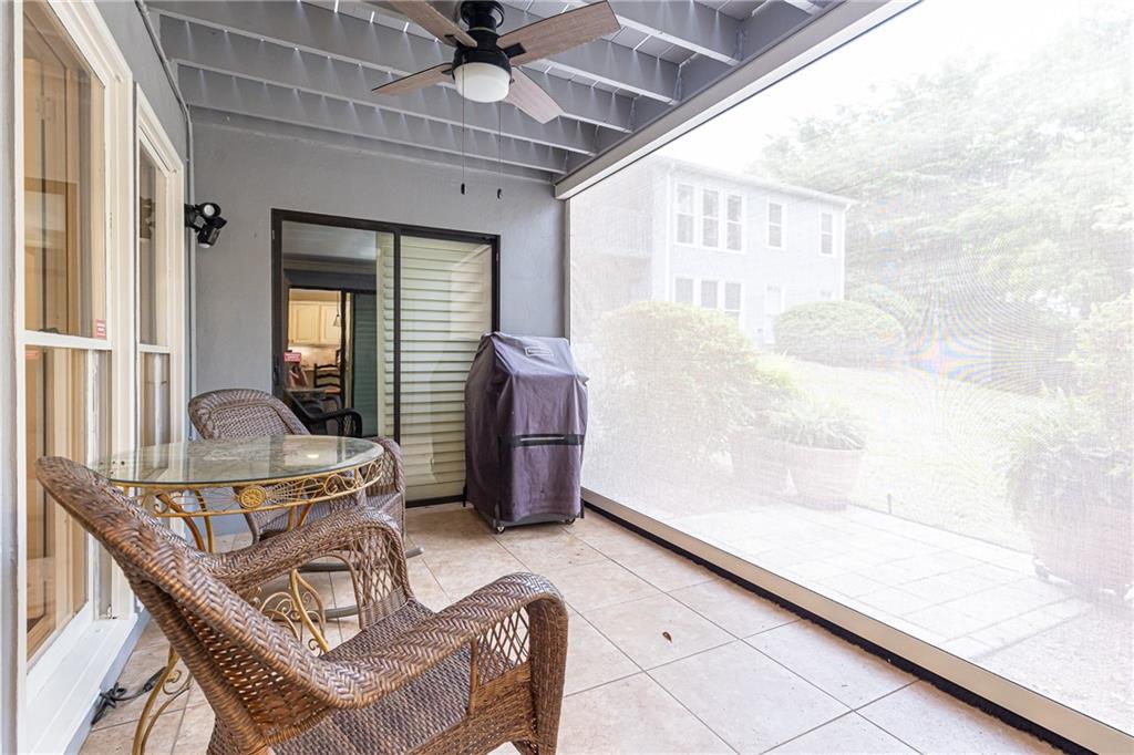 3910 Ashford Lake Court NE