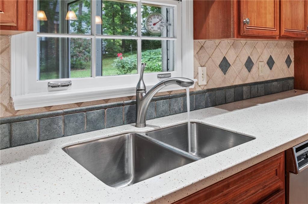 870 Richmond Hill Drive