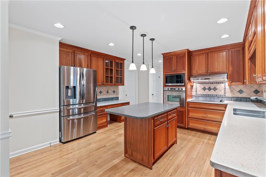 870 Richmond Hill Drive