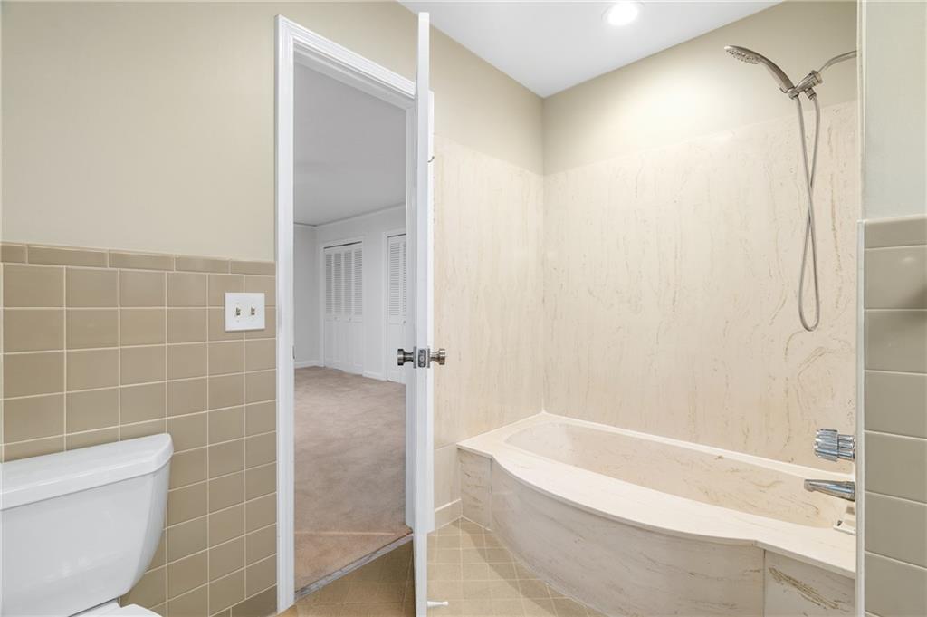 870 Richmond Hill Drive