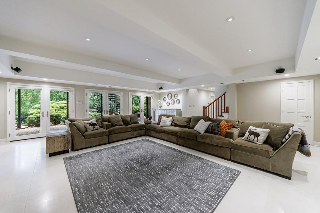 5120 Jett Forest Trail