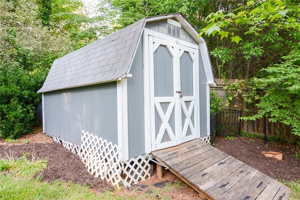 3407 Larch Pine Drive