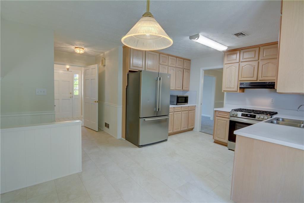 3407 Larch Pine Drive