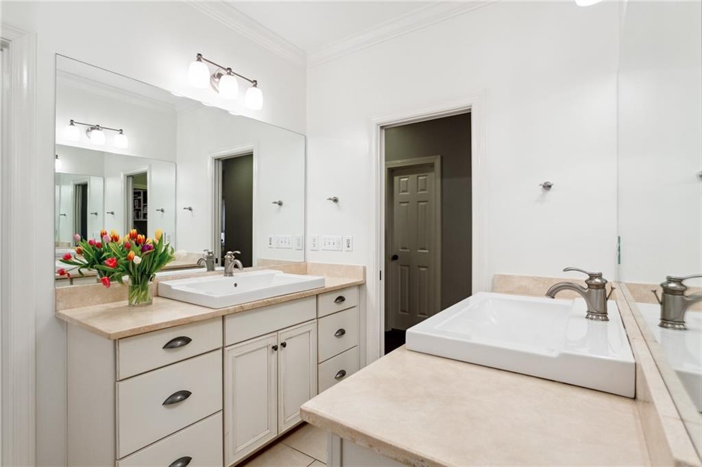 1014 Seaboard Avenue NW