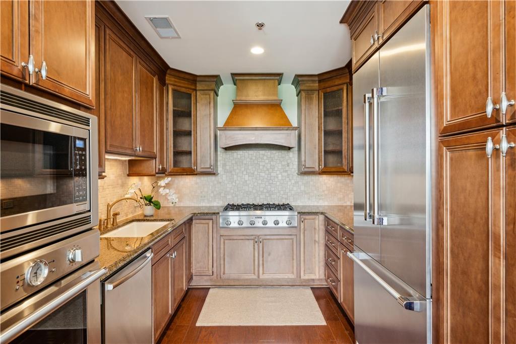 2233 Peachtree Road NE Unit 903