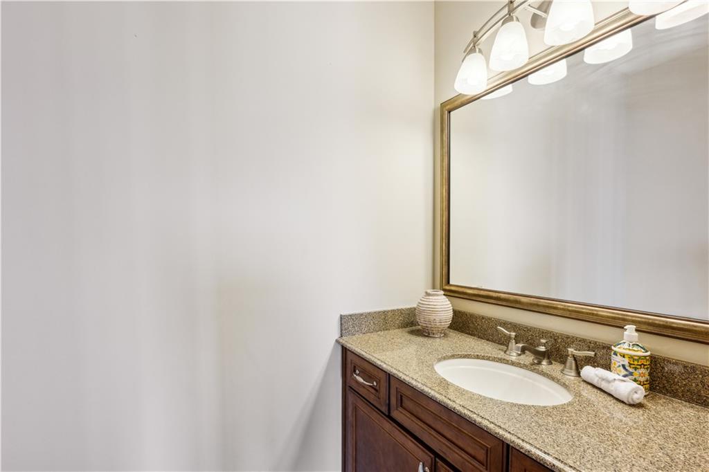 2233 Peachtree Road NE Unit 903