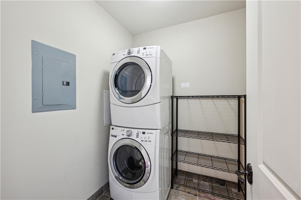 2233 Peachtree Road NE Unit 903