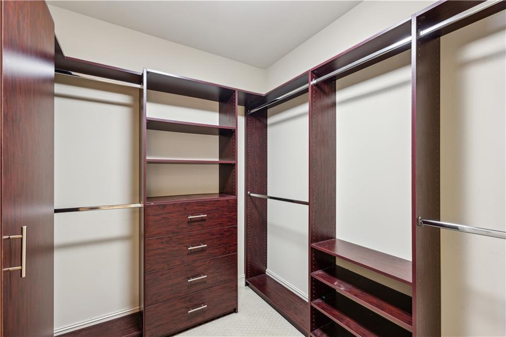 2233 Peachtree Road NE Unit 903