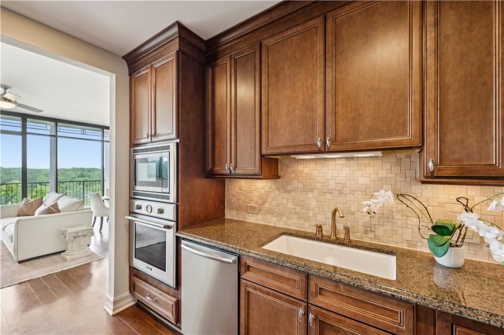 2233 Peachtree Road NE Unit 903