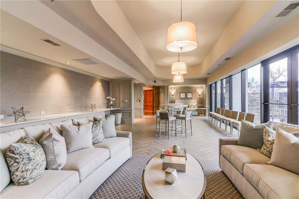 2233 Peachtree Road NE Unit 903