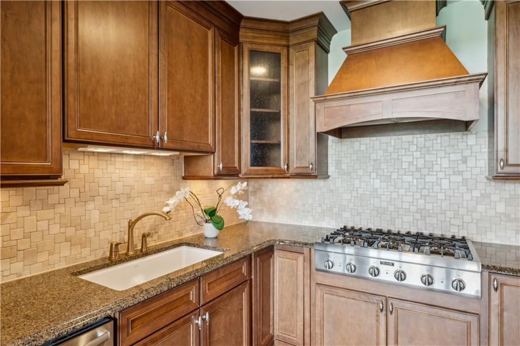 2233 Peachtree Road NE Unit 903
